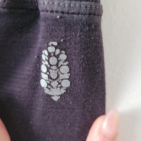 Free People Good Karma Leggings Size XS/SMALL 7/8 Length Logo‎ - Picture 10 of 12